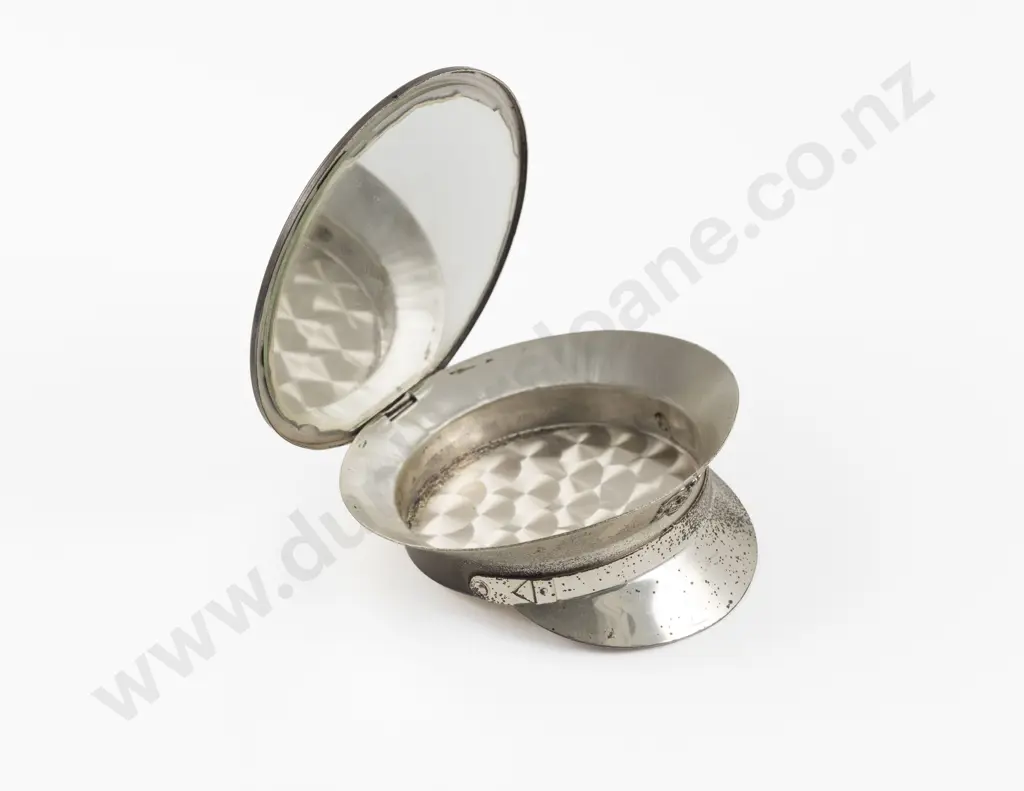 1940s S/S WWII US Navy Officer 'Sweetheart' Cap Powder Compact Image 1++