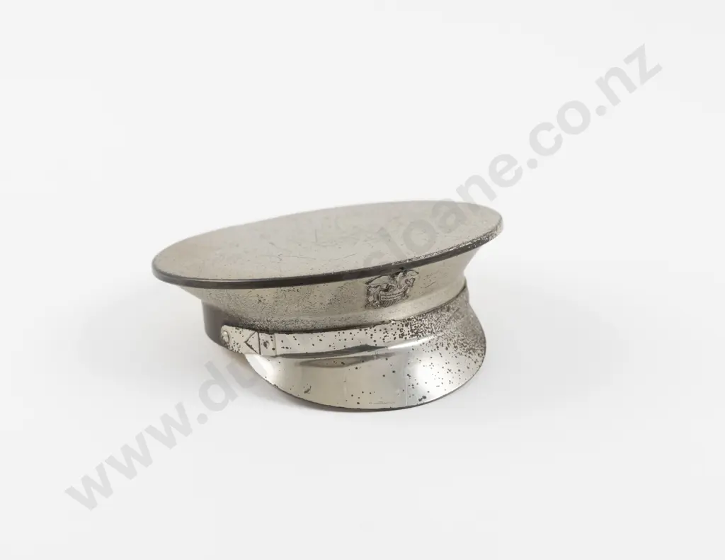 1940s S/S WWII US Navy Officer 'Sweetheart' Cap Powder Compact Image 1++