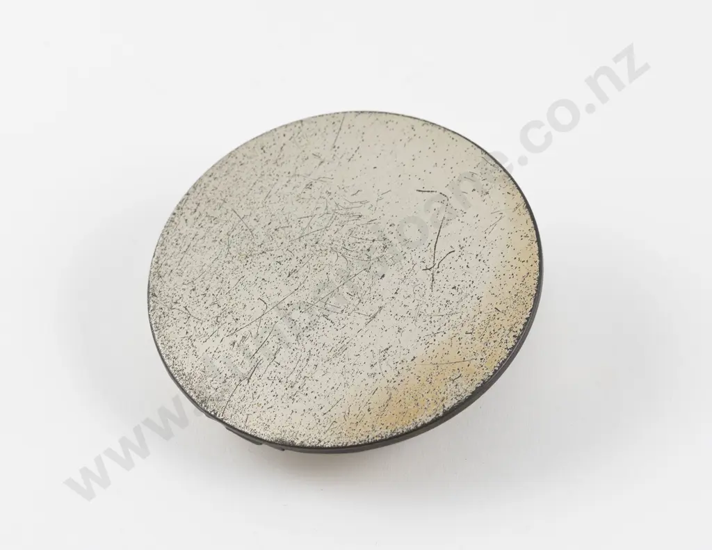 1940s S/S WWII US Navy Officer 'Sweetheart' Cap Powder Compact Image 1++