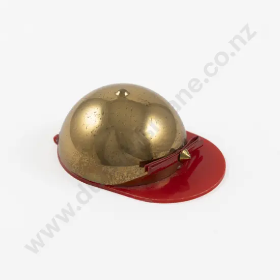 1940 - 1950s Parker Pen by Wadsworth Jockey Hat Powder Compact