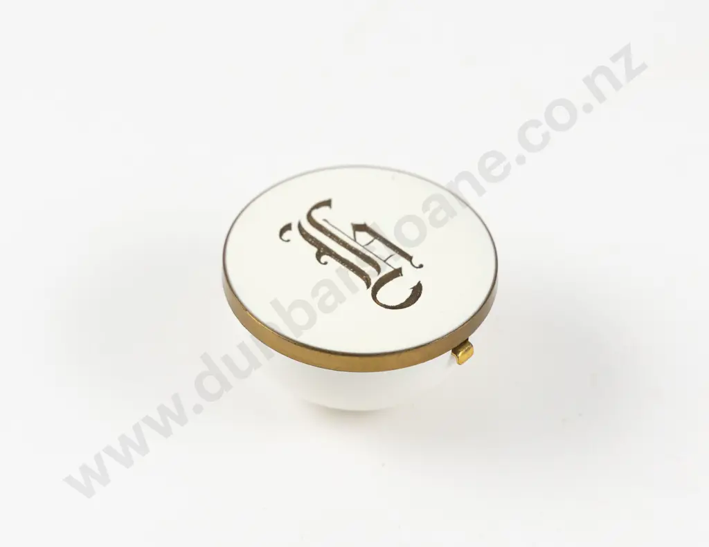 1930 - 1950s Henriette (American) Monogram Powder Compact Image 1++