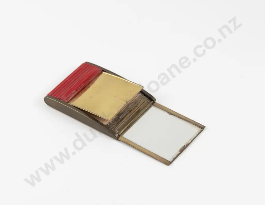 Vintage Roll-Top Powder Compact Image 1++