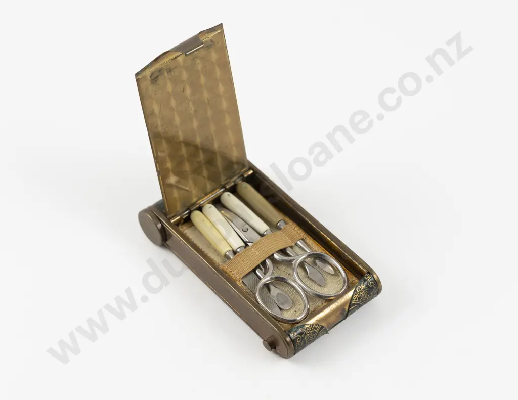 1950s Evans Case Company (American) Gold Plated and Enamel Persian Tapestry Style 3-in-1 Carryall Vanity Case Image 1++