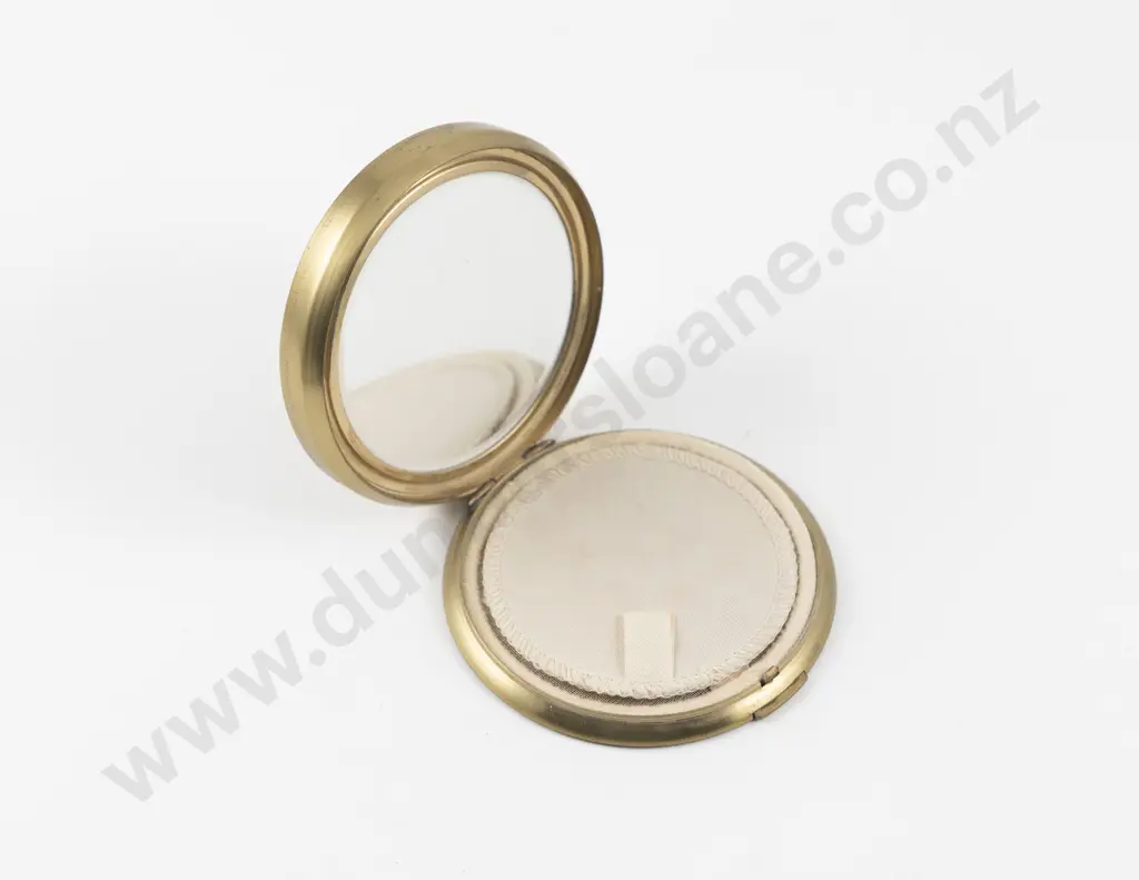 1950s Kigu of London 'Wheel of Beauty' Roulette Powder Compact Image 1++