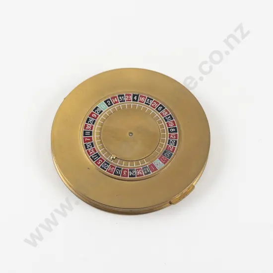 1930s Zephyr (America) Enamel Mechanical Roulette Powder Compact