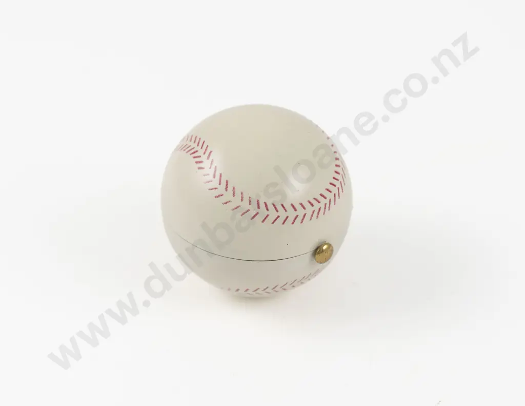 Vintage Parker Pen by Wadsworth Baseball Bauble Powder Compact Image 1++