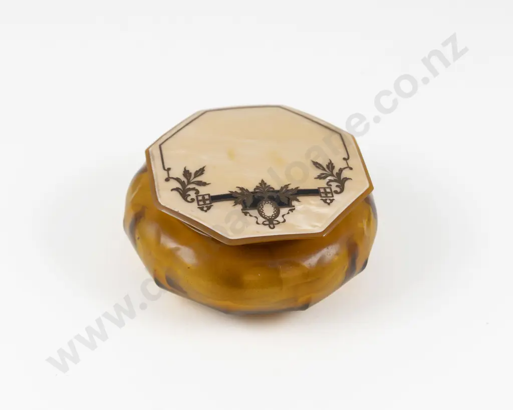 Art Deco Amber Glass Dressing Table Powder Jar Image 1++