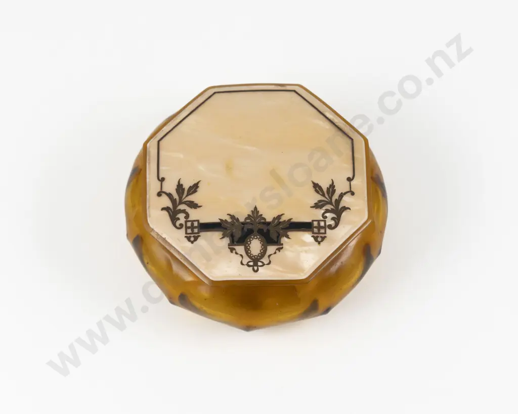 Art Deco Amber Glass Dressing Table Powder Jar Image 1++