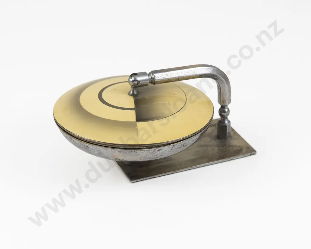 Art Deco 'Flying Saucer' Enamel Dressing Table Powder Vanity Box Image 1++