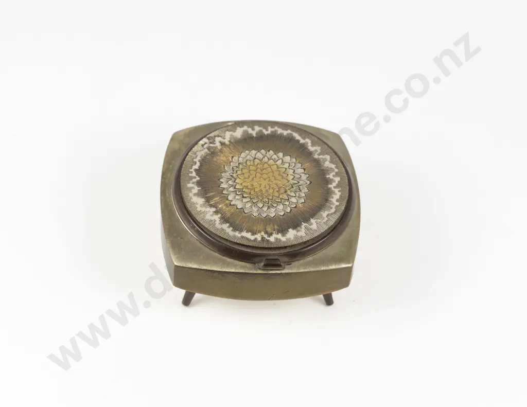 1950 - 1960s Mechanical Musical Dressing Table Powder Box Image 1++