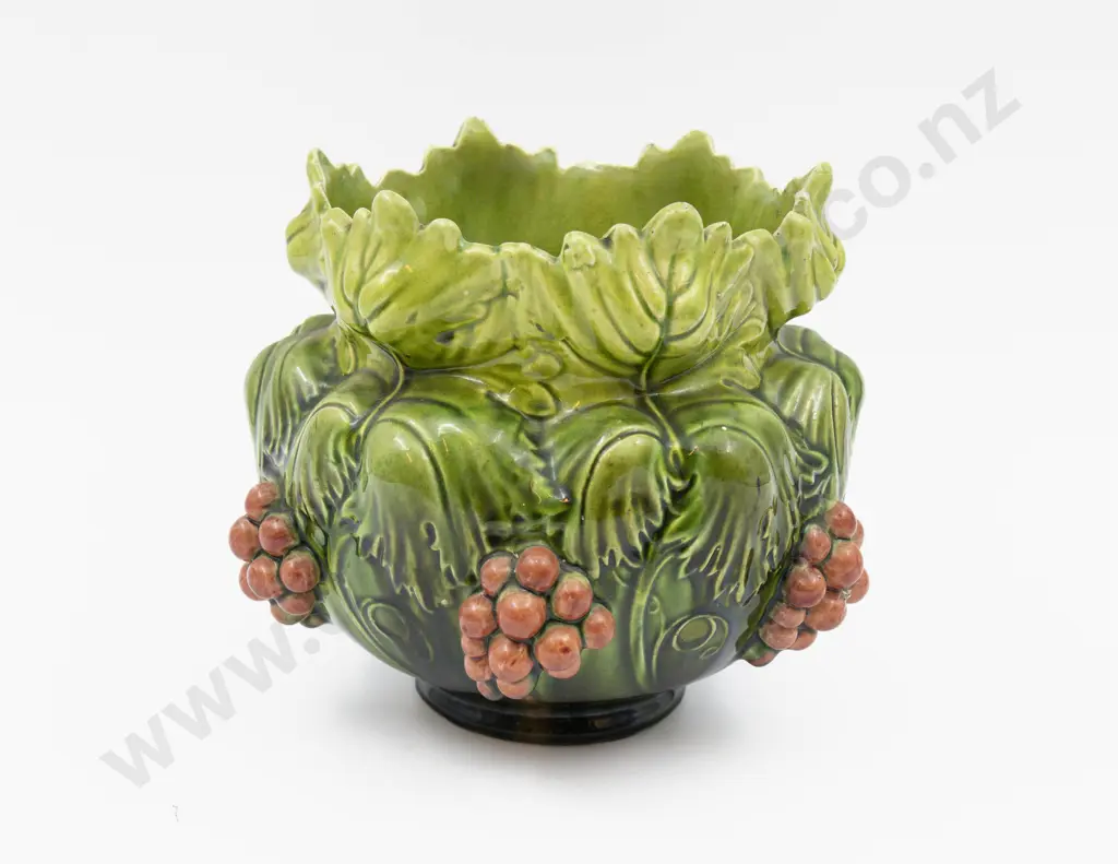 Bretby Grapevine Moulded Planter 17cm H Image 1++