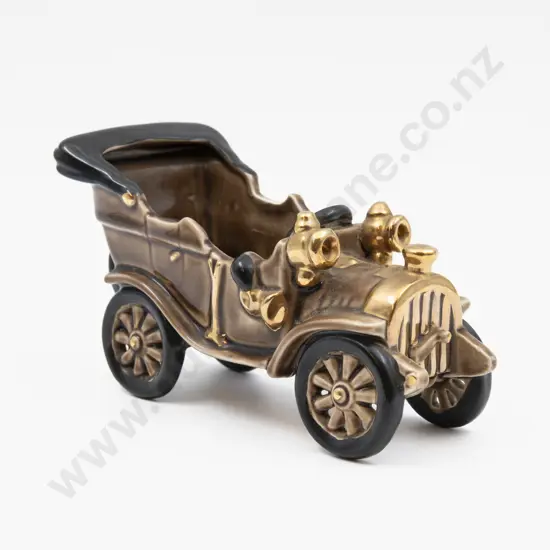 Bretby Model Car Form Container 17cm L