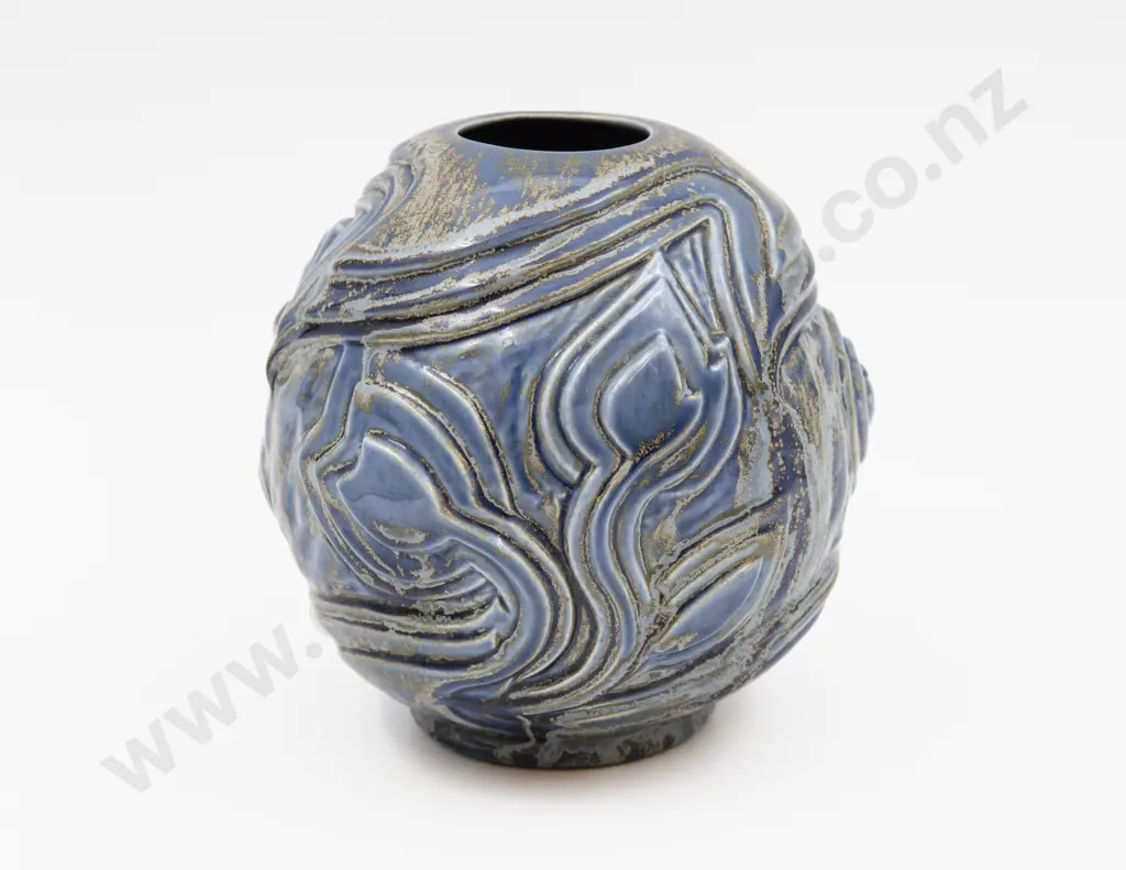 Clarice Cliff Wilkinson Pottery Hand Carved Spherical Vase 1932 16cm H Image 1++