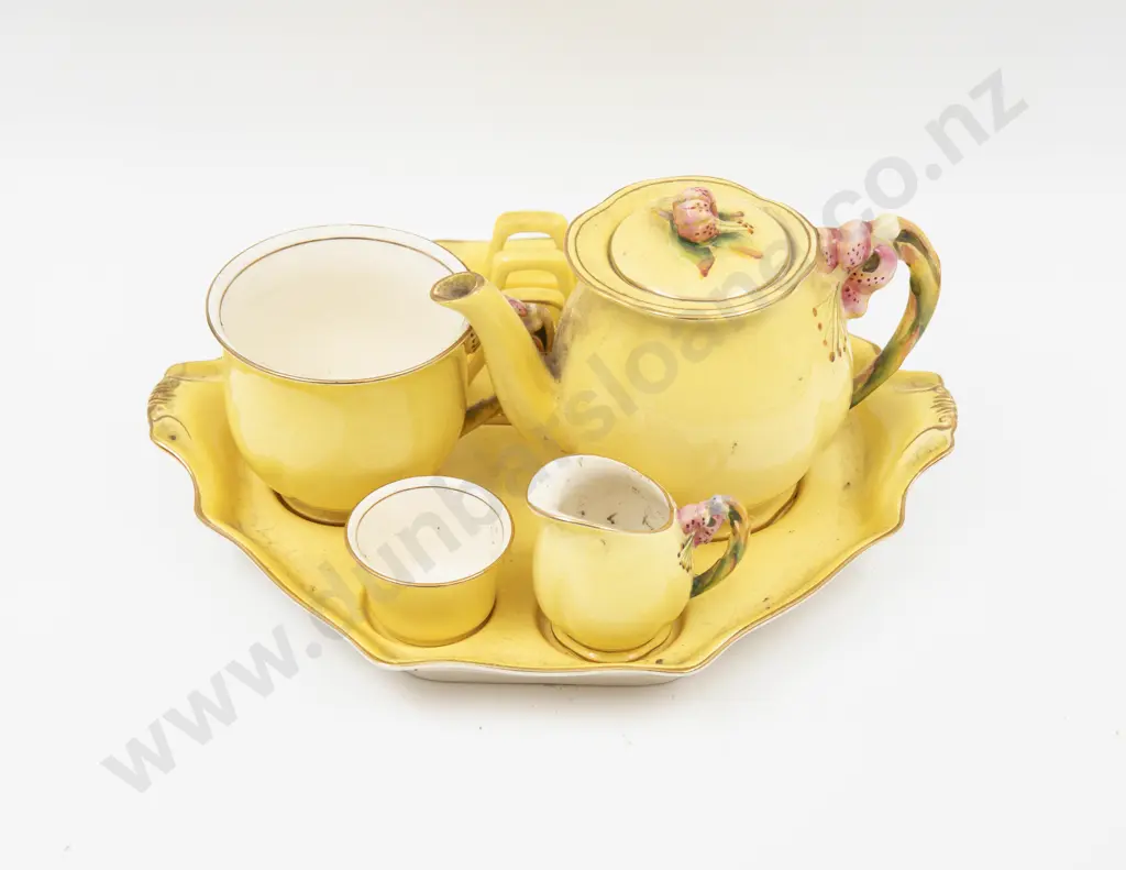 Royal Winton 6pce Complete Tea Tray Lily Yellow Colourway Image 1++