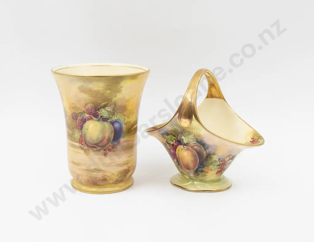 Royal Winton Hand-Coloured Fruit Vase & Basket 16cm H & 17cm L Image 1++
