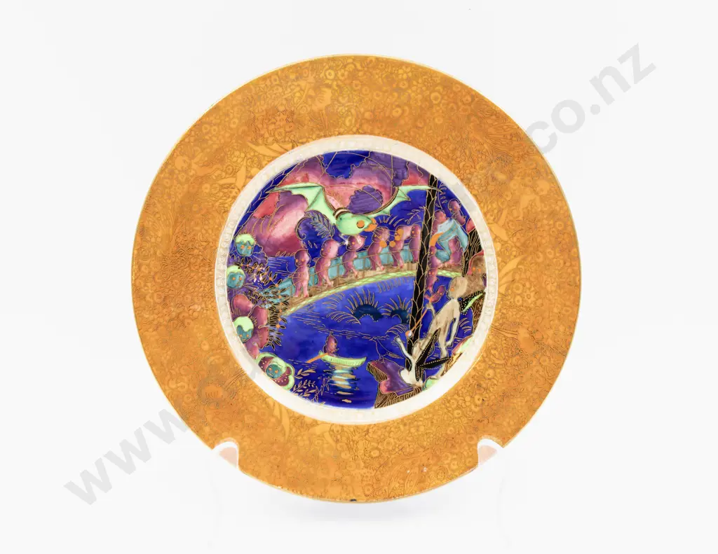 Wedgwood Fairyland Lustre Imps on a Bridge plate 27cm Dia Image 1++