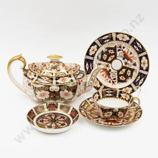 Royal Crown Derby Imari Pattern Teapot Teacup Saucer Plate & Dish