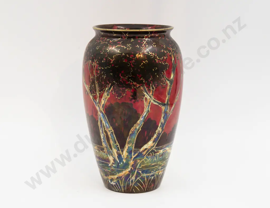 Grimwades Lustre Ducks in Flight Pattern Vase 21.5cm H Image 1++