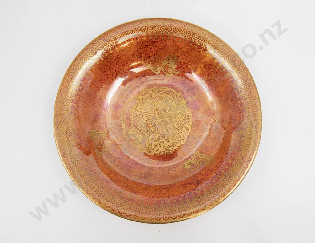 Wedgwood Lustre Shallow Bowl 23.5cm Dia & Five Others Image 1++