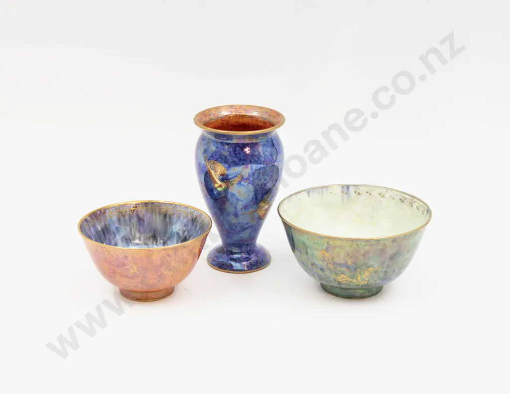 Wedgwood Lustre Vase & Two Small Bowls Tallest 11cm H Image 1++