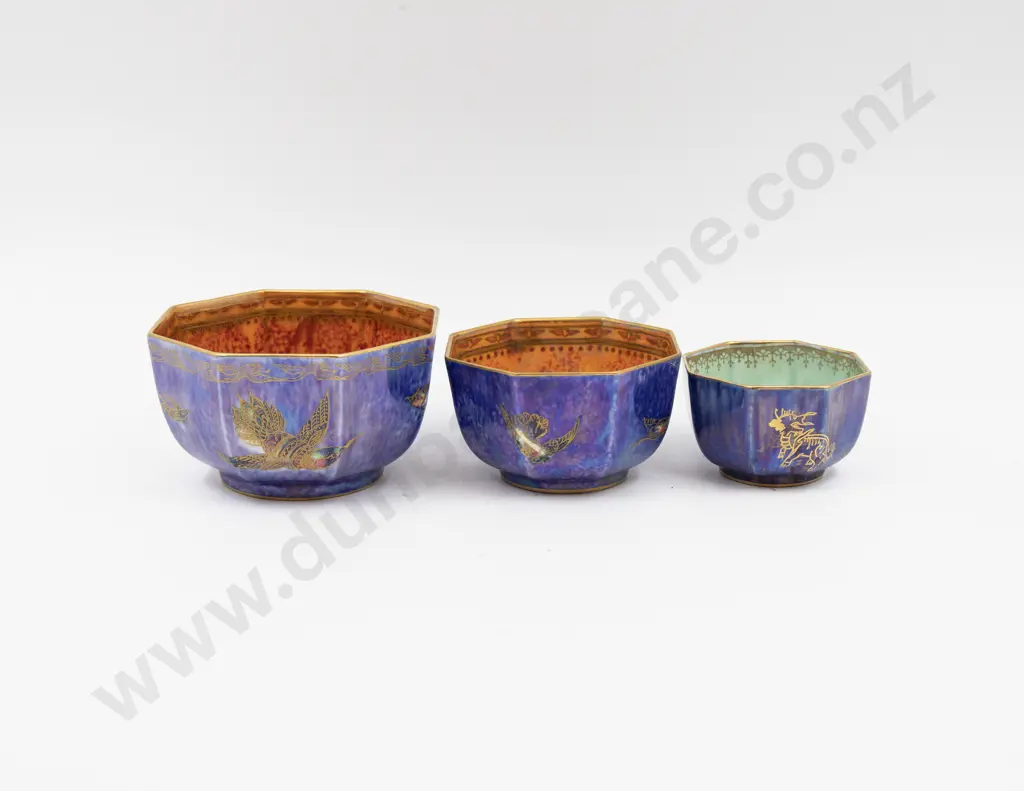 Three Graduated Wedgwood Lustre Octagonal Bowls Largest 10.5cm Dia Image 1++