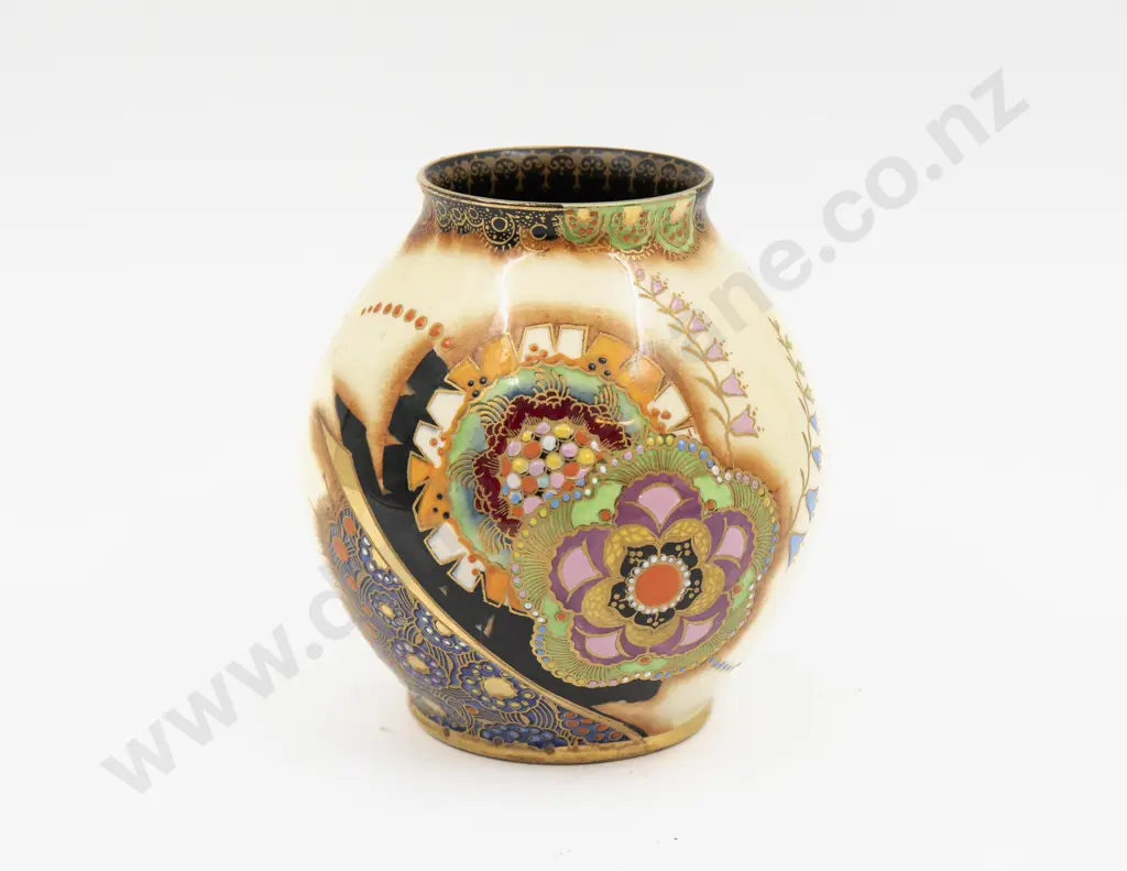Carlton Ware Enamel Decorated Vase 11.5cm H Image 1++