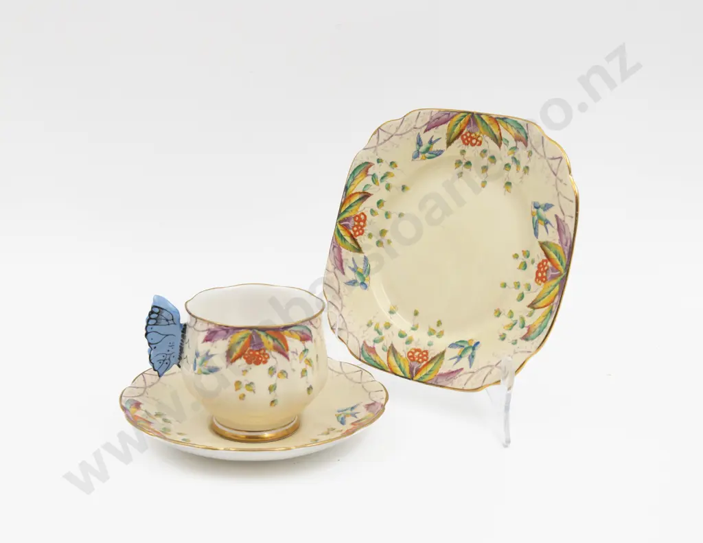 Royal Albert Butterfly Handle 'Virginia' Pattern Teacup Saucer & Plate Image 1++