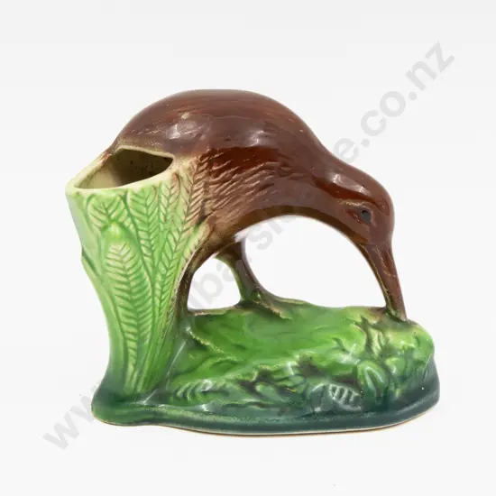 Crown Lynn Kiwi Vase 11.5cm H