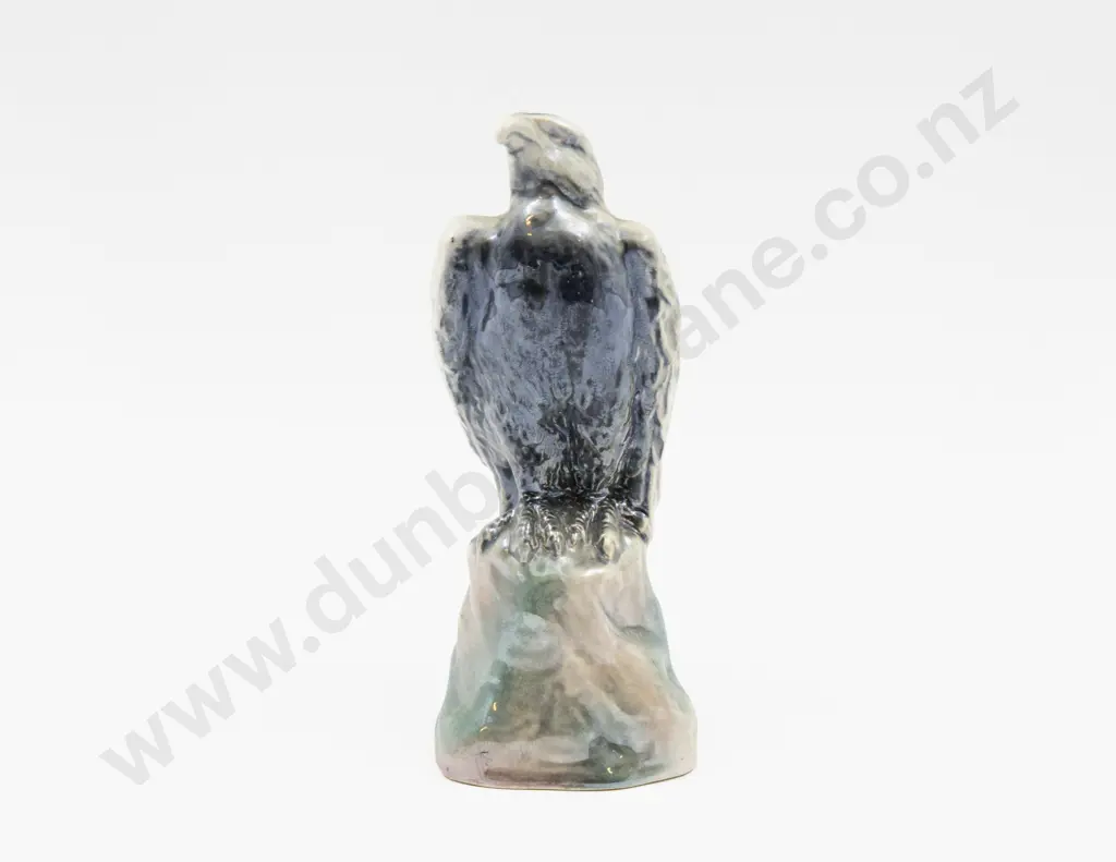 Shelley Lustre Eagle Ornament 18.5cm H Image 1++