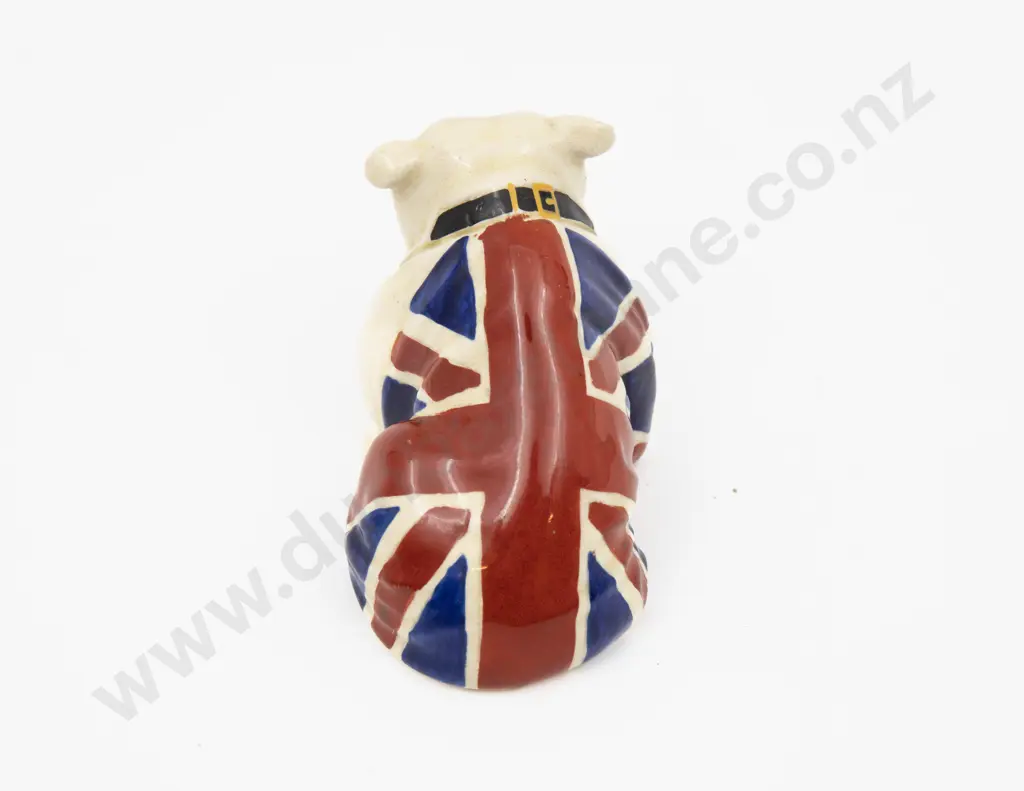 Royal Doulton Winston Churchill Bulldog with Union Jack 6cm H Image 1++