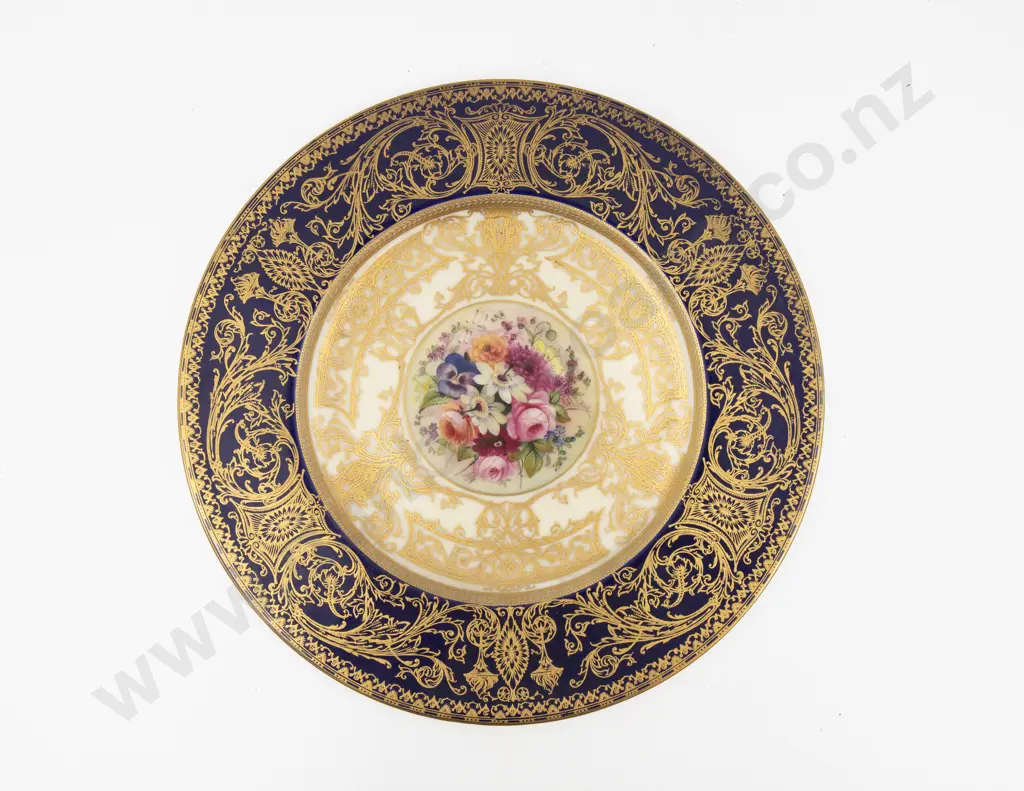 Royal Worcester C1926 Plate Hand Painted with Florals signed E Phillips Image 1++