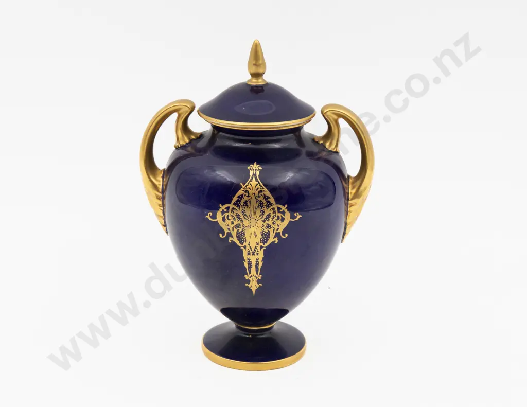 C1932 Royal Worcester Covered Urn Hand Painted Fruit Cartouche Signed Moseley 17cm H Image 1++