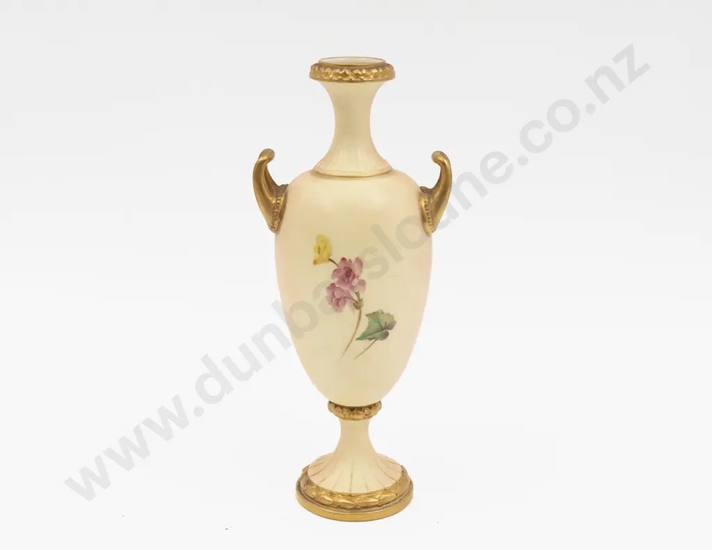 C1901 Royal Worcester Peach Ground Hand Painted Floral Urn 24cm H Image 1++