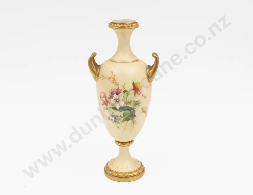 C1901 Royal Worcester Peach Ground Hand Painted Floral Urn 24cm H Image 1++