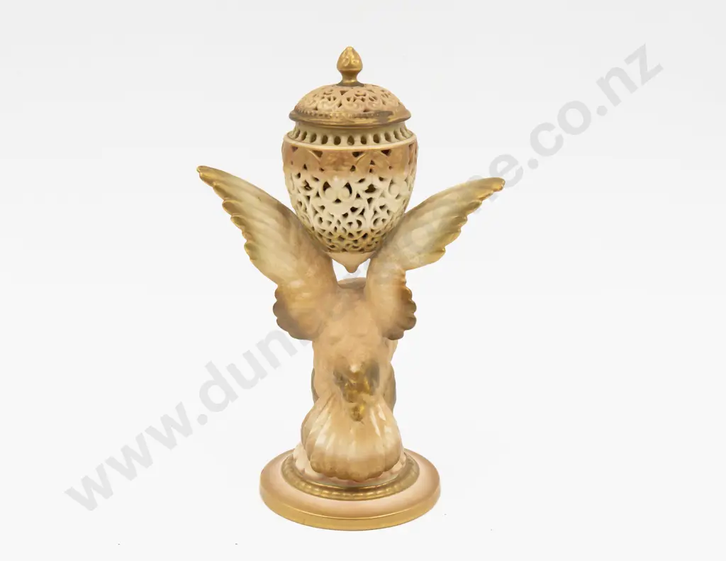 C1929 Royal Worcester Peach Ground Eagle Potpourri Image 1++