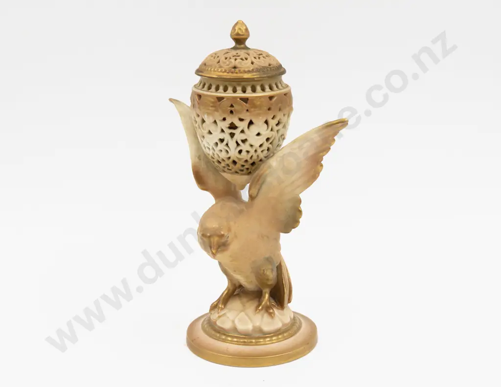 C1929 Royal Worcester Peach Ground Eagle Potpourri Image 1++