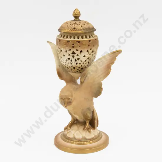C1929 Royal Worcester Peach Ground Eagle Potpourri