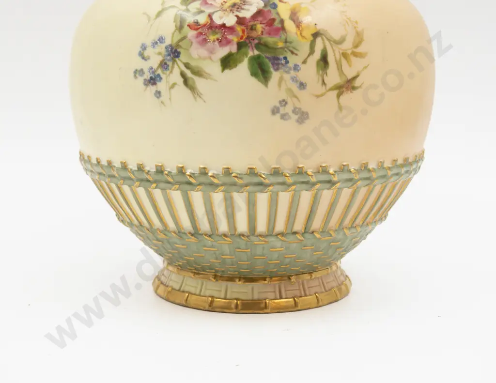 C1901 Royal Worcester Peach Ground Painted Floral Pot Pourri Vase #1286 Image 1++