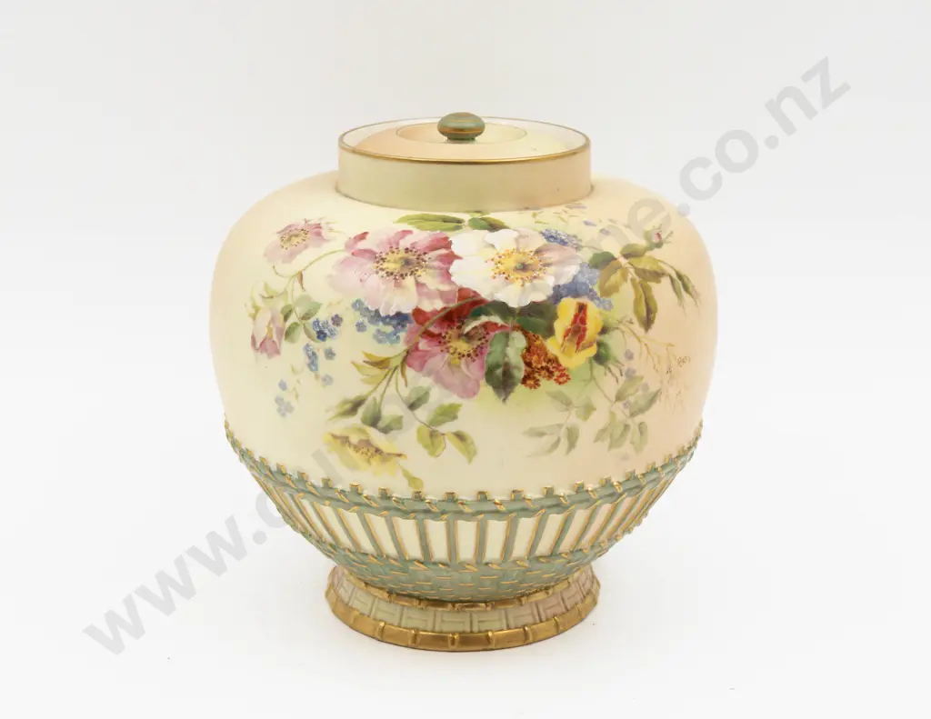 C1901 Royal Worcester Peach Ground Painted Floral Pot Pourri Vase #1286 Image 1++