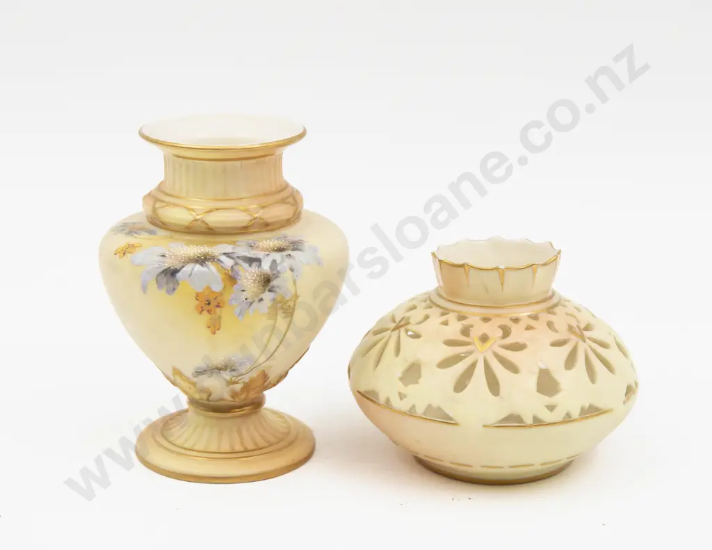 C1897 Royal Worcester Peach Ground Floral Painted Posy Urn and Locke Worcester Pot Image 1++