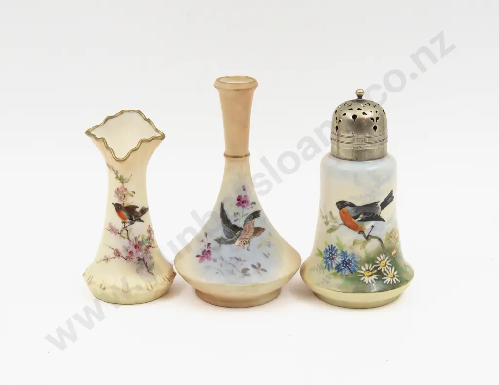 Two Locke Worcester Peach Ground Painted Birds Specimen Vase and Sugar Caster Image 1++