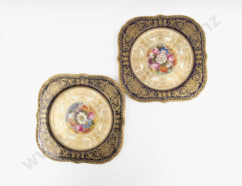 C1929 Royal Worcester Painted Florals Plate signed R Austin Image 1++