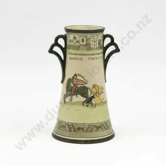RD Bayeux Tapestry Series Vase 18cm H