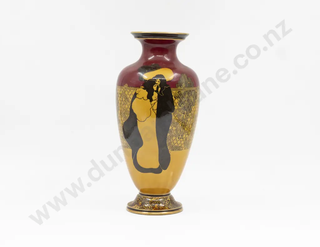 RD Morrisian Ivory Doulton Mantel Vase 31cm H Image 1++