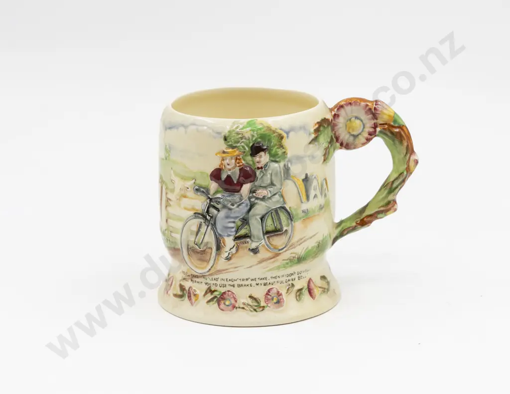 Crown Devon Daisy Bell Musical Mug 12.5cm H Image 1++
