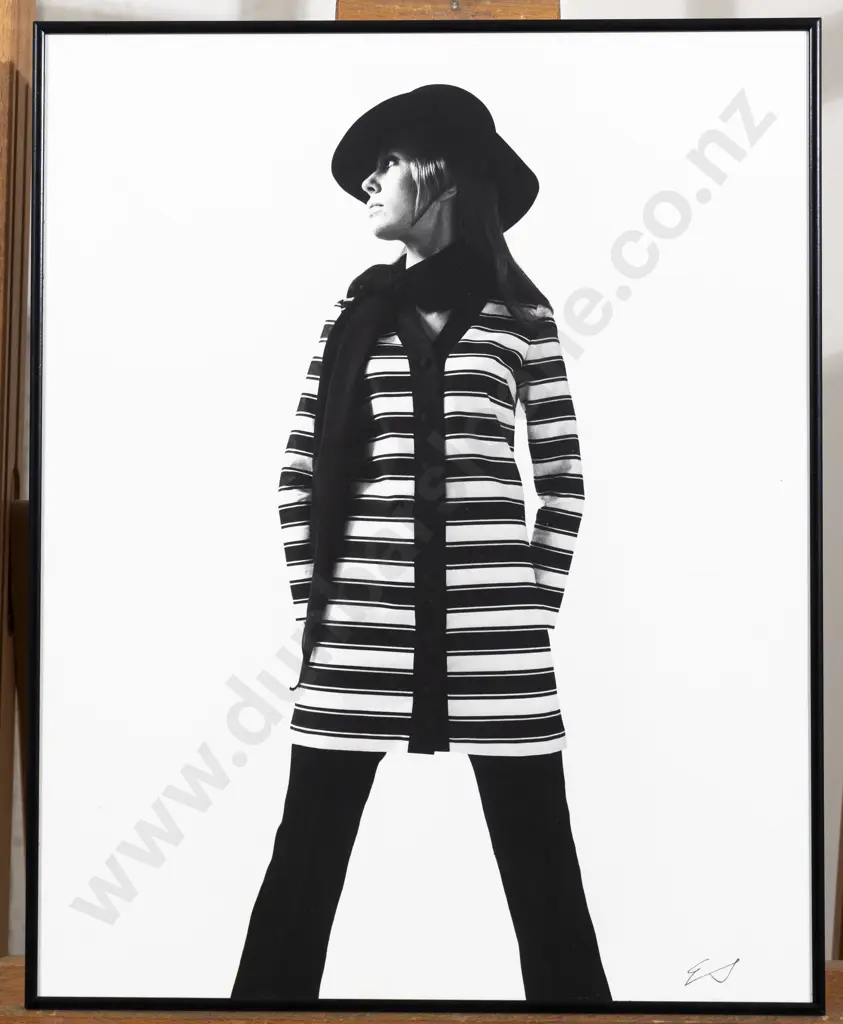 Euan Sarginson NZ Fashion Photograph Image 1++