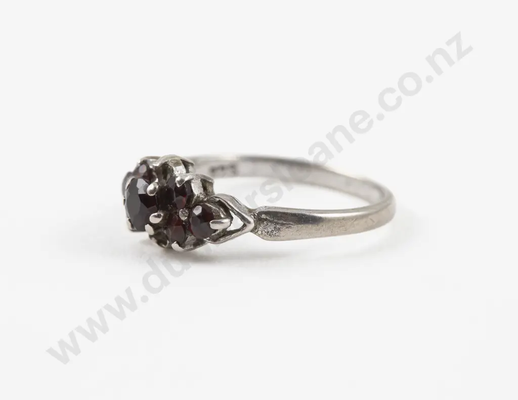 S/S Seven Stone Garnet Ring Image 1++