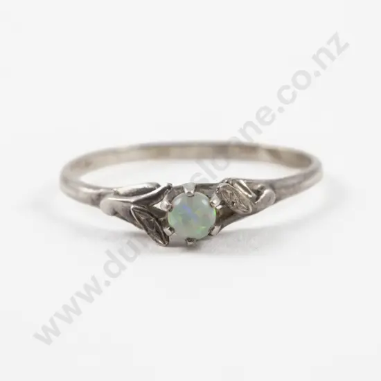 S/S Single Stone Opal Ring