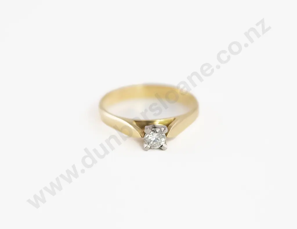 18ct Solitaire Diamond Ring Image 1++