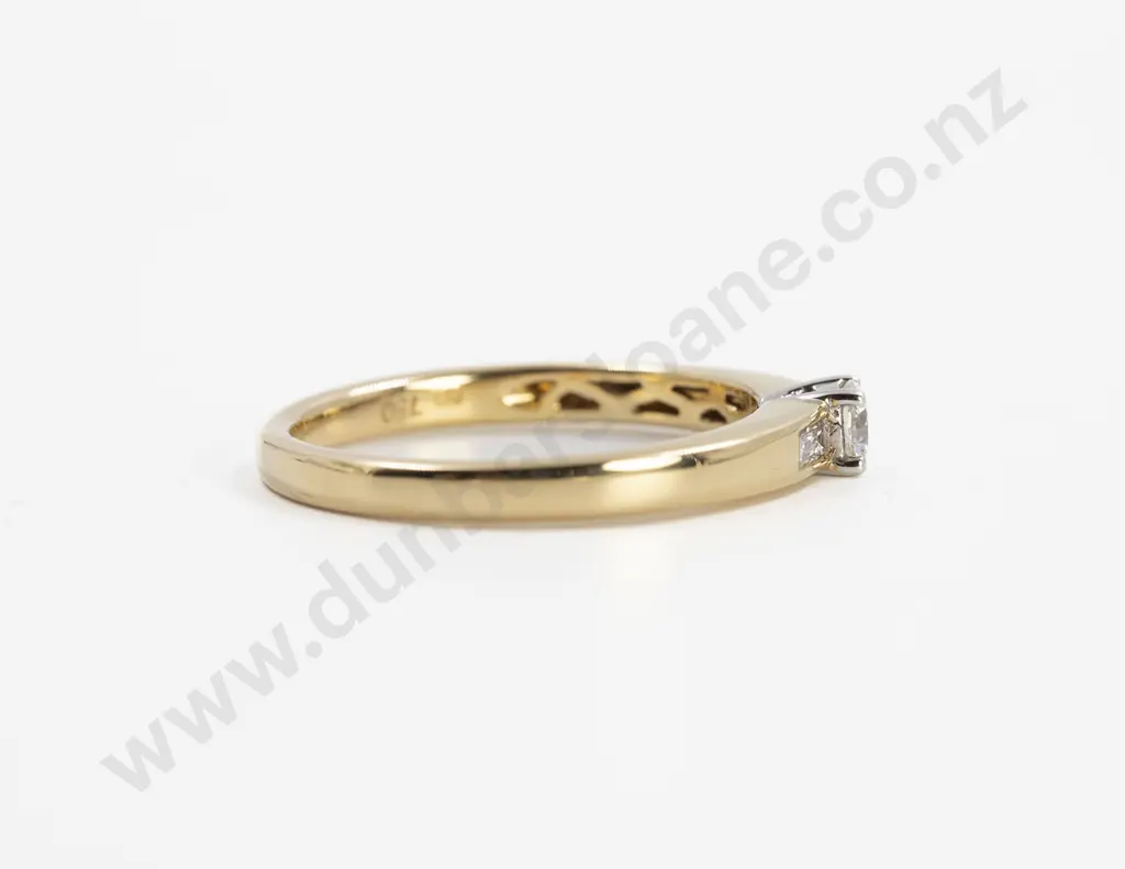 18ct Solitaire Diamond Ring Image 1++